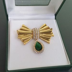 Ladies Brooch